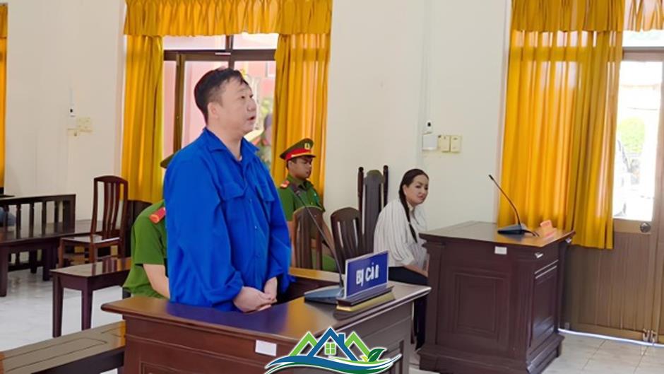 ‘Cò đất’ ở Phú Quốc lĩnh án chung thân vì lừa hơn 34 tỷ đồng ‘Cò đất’ ở Phú Quốc lĩnh án chung thân vì lừa hơn 34 tỷ đồng