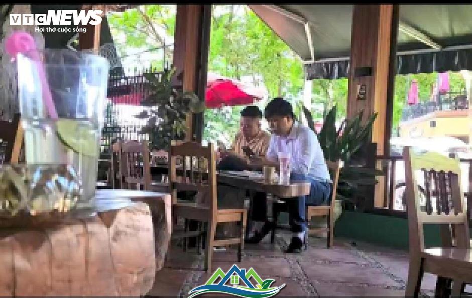 ‘Cò’ giăng lưới bủa vây, người mua nhà xã hội ‘dính’ bất cứ lúc nào