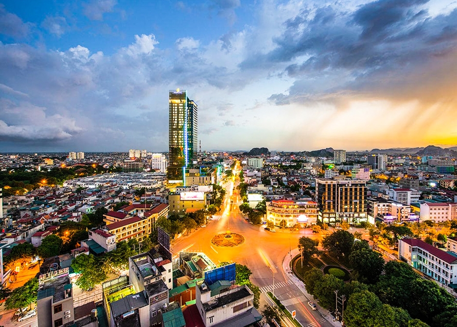 1 năm nước rút, Thanh Hóa dồn lực giải phóng mặt bằng hơn 2.100 hộ dân để triển khai dự án lớn bậc nhất cả nước, dài 1.500 km kết nối 3 miền 1 năm nước rút, Thanh Hóa dồn lực giải phóng mặt bằng hơn 2.100 hộ dân để triển khai dự án lớn bậc nhất cả nước, dài 1.500 km kết nối 3 miền