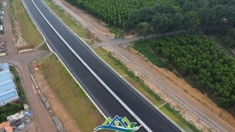 34 km cao tốc ở Đồng Nai: Cần quyết liệt 'làm ngày, làm đêm' 34 km cao tốc ở Đồng Nai: Cần quyết liệt 'làm ngày, làm đêm'