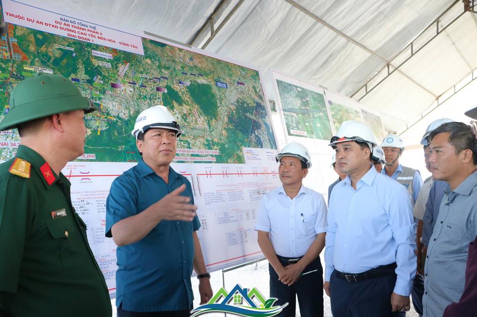 34 km cao tốc ở Đồng Nai: Cần quyết liệt 'làm ngày, làm đêm' 34 km cao tốc ở Đồng Nai: Cần quyết liệt 'làm ngày, làm đêm'