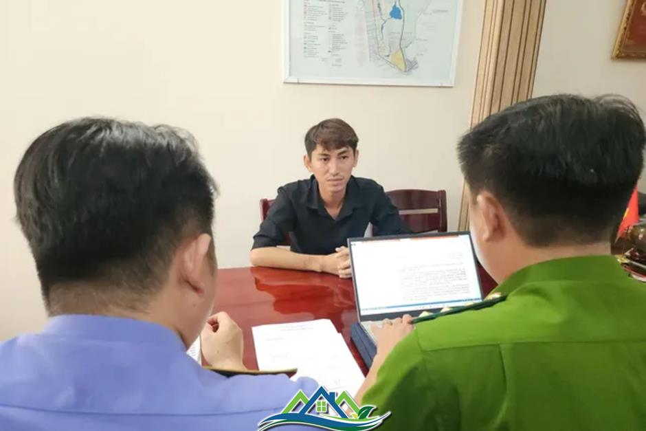 Bắt 5 đối tượng chiếm 30.000m2 đất dự án sân bay quốc tế Phú Quốc rồi lừa bán cho nhiều người Bắt 5 đối tượng chiếm 30.000m2 đất dự án sân bay quốc tế Phú Quốc rồi lừa bán cho nhiều người