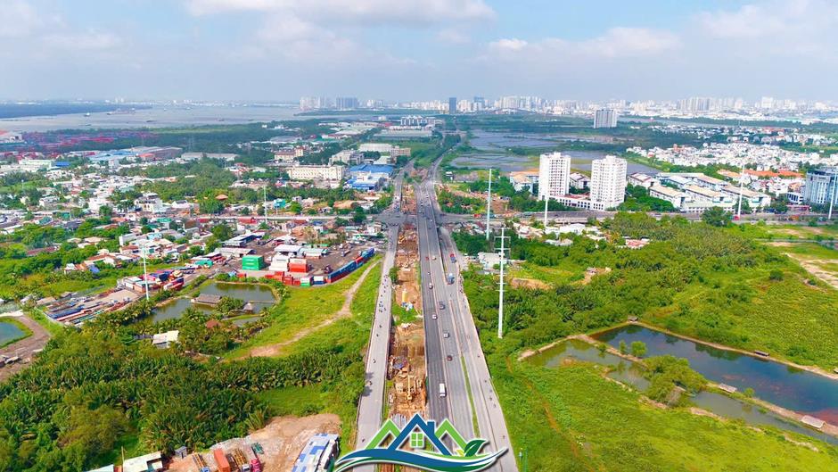 Bất động sản liền thổ cao cấp tại TP.HCM thu hút nhà đầu tư phía Bắc
