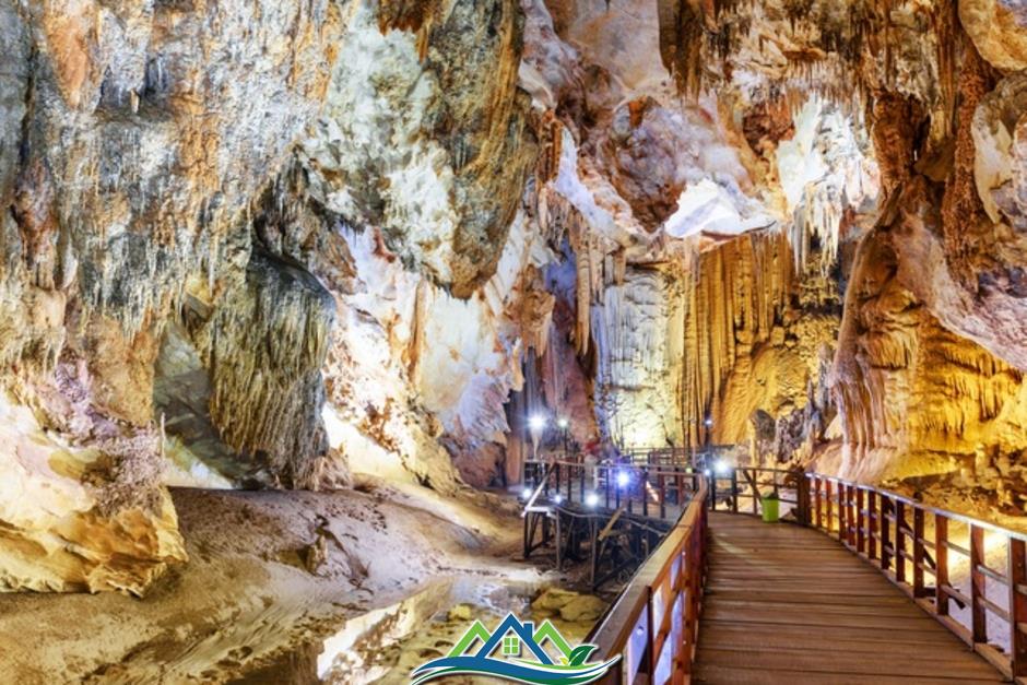 Bất động sản nghỉ dưỡng miền Trung bứt tốc: Khai phá “mạch vàng di sản” Quảng Trị Bất động sản nghỉ dưỡng miền Trung bứt tốc: Khai phá “mạch vàng di sản” Quảng Trị