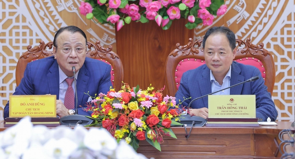 Bất ngờ: Tân Hoàng Minh được chấp thuận thực hiện dự án bất động sản thí điểm vốn đầu tư 1.800 tỷ đồng ở Khánh Hòa Bất ngờ: Tân Hoàng Minh được chấp thuận thực hiện dự án bất động sản thí điểm vốn đầu tư 1.800 tỷ đồng ở Khánh Hòa