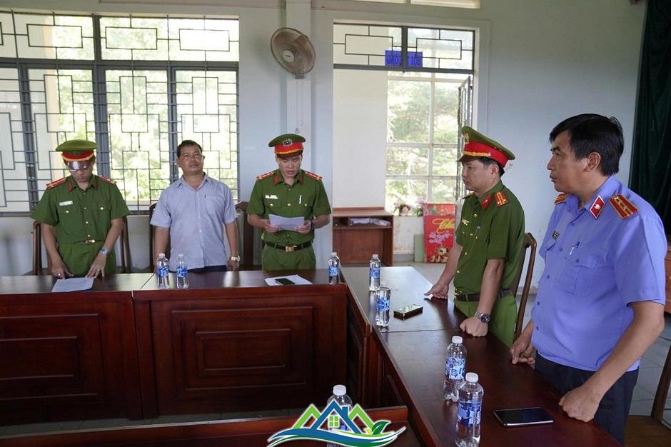 Bắt tạm giam nhiều cán bộ ở Gia Lai Bắt tạm giam nhiều cán bộ ở Gia Lai