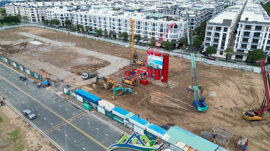 BĐS phía Nam rộn ràng: Doanh nghiệp khởi động rầm rộ, người mua hào hứng “đón sóng” BĐS phía Nam rộn ràng: Doanh nghiệp khởi động rầm rộ, người mua hào hứng “đón sóng”