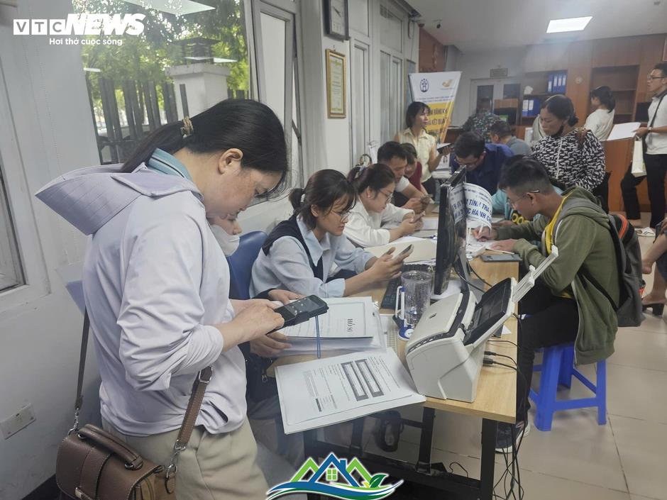 Bị lừa mất tiền, người mua nhà ở xã hội vẫn nghĩ ‘cò’ đã giúp mình