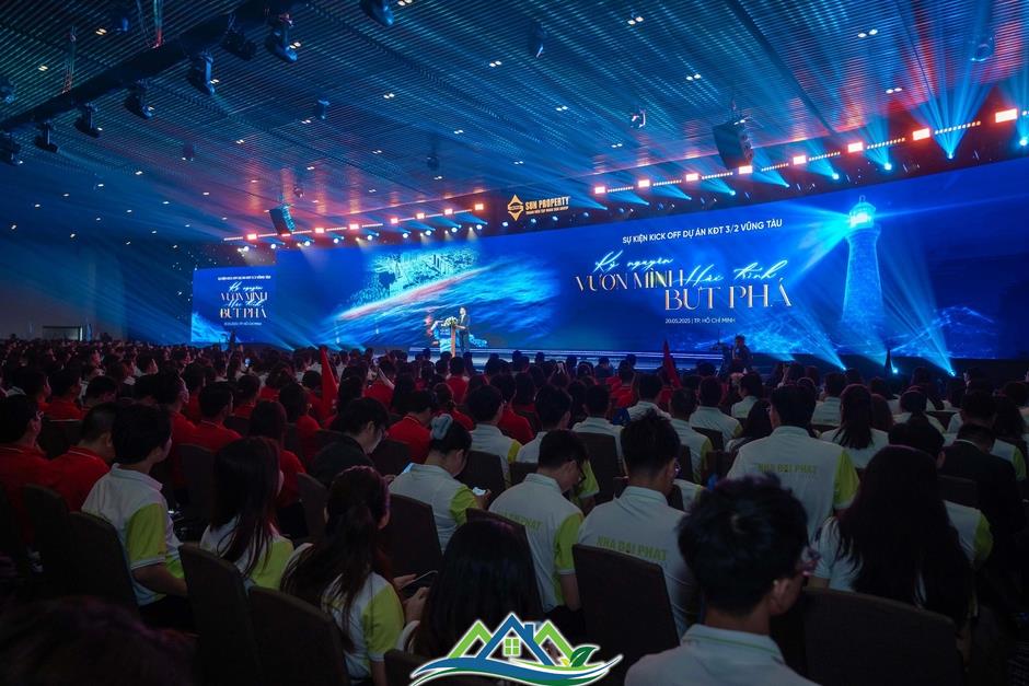 Blanca City ra quân bùng nổ với 2.000 chiến binh, 21 đại lý Blanca City ra quân bùng nổ với 2.000 chiến binh, 21 đại lý