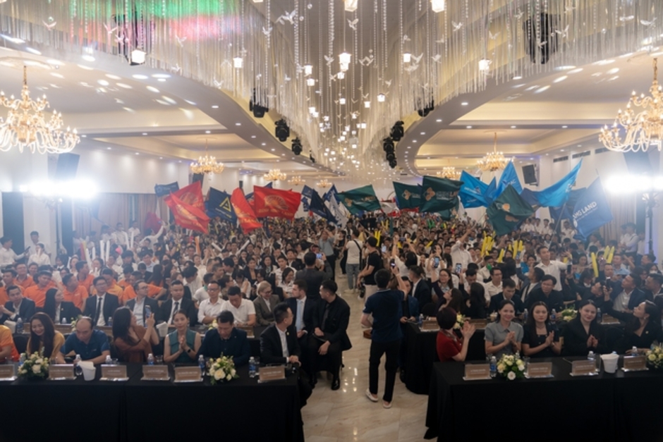 Bùng khí thế ngày kick-off: Gần 1.400 “chiến binh” cùng Noble Palace Tay Thang Long sẵn sàng tạo sóng lớn Bùng khí thế ngày kick-off: Gần 1.400 “chiến binh” cùng Noble Palace Tay Thang Long sẵn sàng tạo sóng lớn