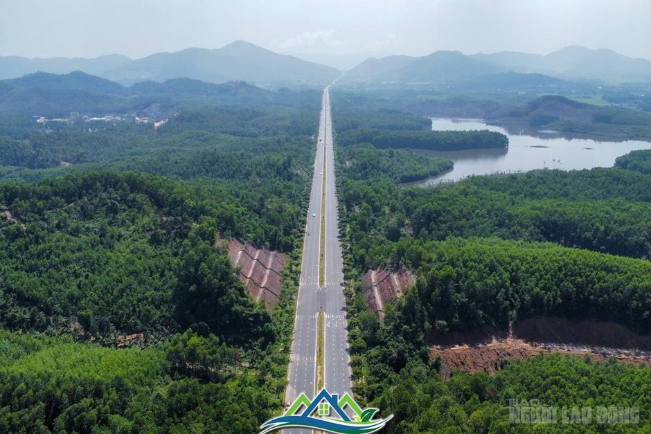 Cận cảnh các tuyến đường đắt đỏ nhất Đà Nẵng theo bảng giá đất mới Cận cảnh các tuyến đường đắt đỏ nhất Đà Nẵng theo bảng giá đất mới