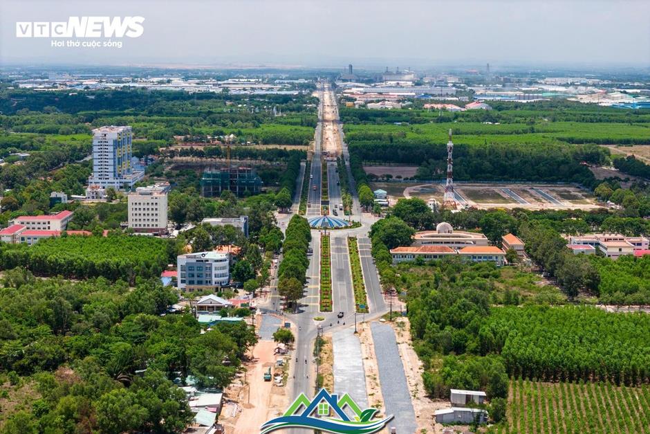Cận cảnh các tuyến đường kết nối TP.HCM với Bà Rịa - Vũng Tàu trước sáp nhập Cận cảnh các tuyến đường kết nối TP.HCM với Bà Rịa - Vũng Tàu trước sáp nhập