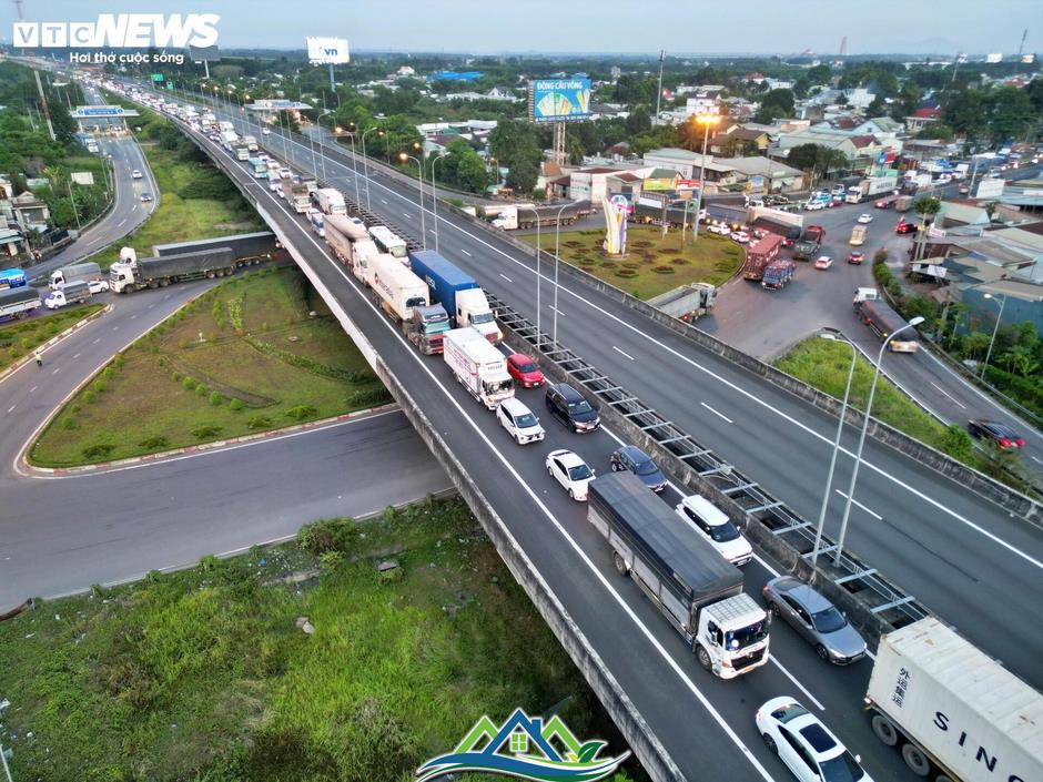 Cận cảnh các tuyến đường kết nối TP.HCM với Bà Rịa - Vũng Tàu trước sáp nhập Cận cảnh các tuyến đường kết nối TP.HCM với Bà Rịa - Vũng Tàu trước sáp nhập