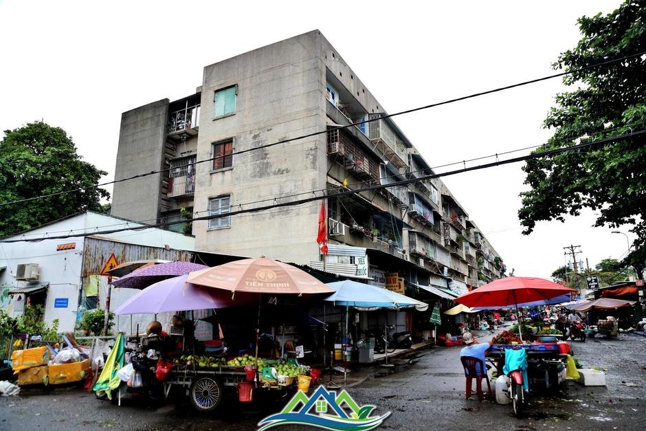 Cận cảnh 'chuồng cọp' bịt bùng tại nhiều chung cư ở TP.HCM Cận cảnh 'chuồng cọp' bịt bùng tại nhiều chung cư ở TP.HCM