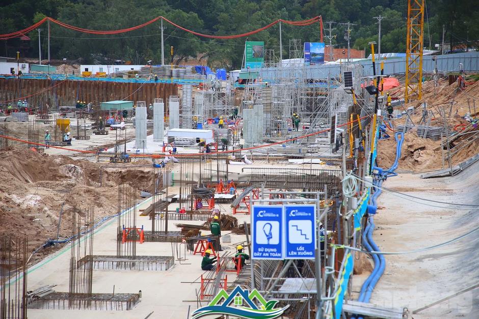 Cận cảnh 'đại công trường' phục vụ APEC 2027 ở Phú Quốc Cận cảnh 'đại công trường' phục vụ APEC 2027 ở Phú Quốc