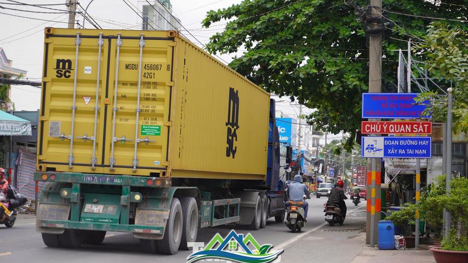 Cận cảnh đoạn đường 'tử thần' ở TPHCM sắp được mở rộng