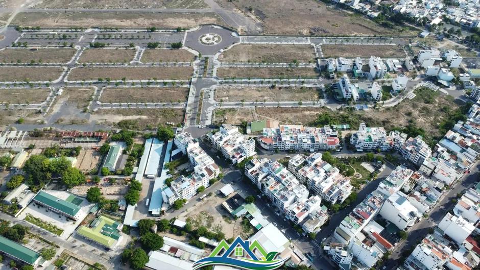 Cận cảnh dự án Hậu 'pháo' thu hơn 7.000 tỷ đồng của khách hàng ở Nha Trang Cận cảnh dự án Hậu 'pháo' thu hơn 7.000 tỷ đồng của khách hàng ở Nha Trang
