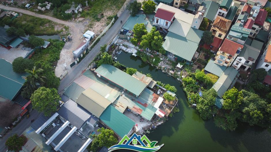 Cận cảnh hồ 25.000m2 ở Hà Nội bị lấn chiếm, xây dựng trái phép Cận cảnh hồ 25.000m2 ở Hà Nội bị lấn chiếm, xây dựng trái phép