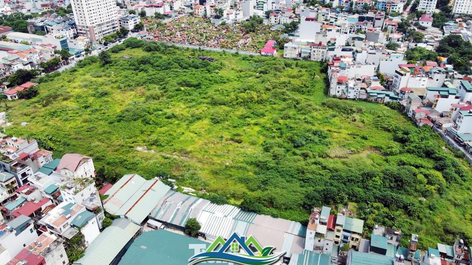 Cận cảnh khu đất bỏ hoang nhiều năm ở Hà Nội được thí điểm làm nhà ở Cận cảnh khu đất bỏ hoang nhiều năm ở Hà Nội được thí điểm làm nhà ở
