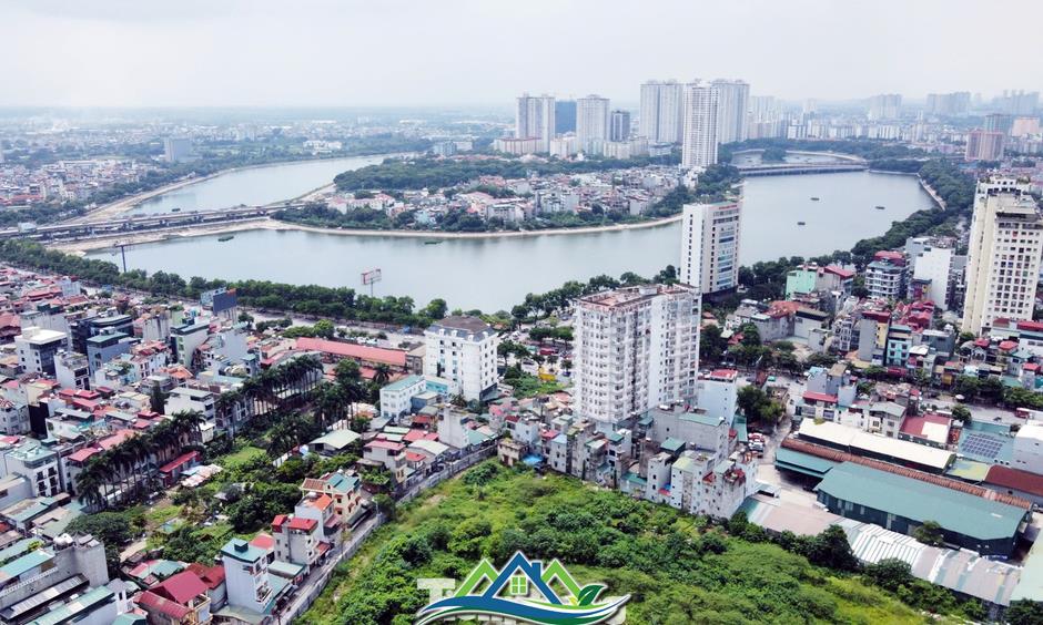 Cận cảnh khu đất bỏ hoang nhiều năm ở Hà Nội được thí điểm làm nhà ở Cận cảnh khu đất bỏ hoang nhiều năm ở Hà Nội được thí điểm làm nhà ở