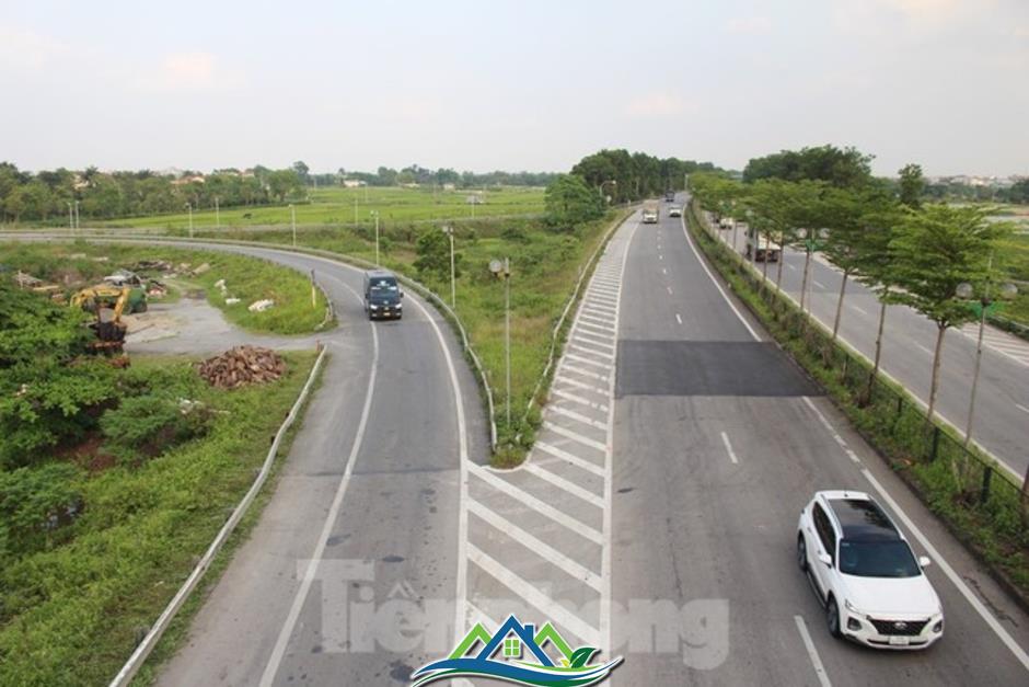 Cận cảnh QL18 Bắc Ninh - Nội Bài vừa được đề xuất thành cao tốc 6 làn xe Cận cảnh QL18 Bắc Ninh - Nội Bài vừa được đề xuất thành cao tốc 6 làn xe