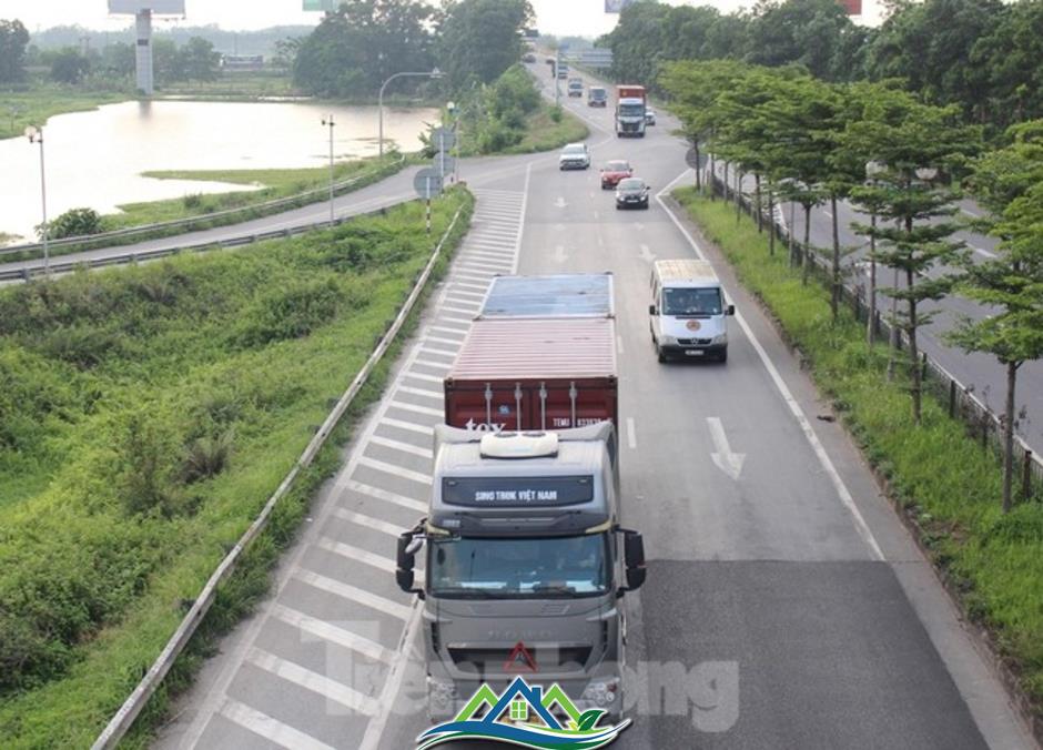 Cận cảnh QL18 Bắc Ninh - Nội Bài vừa được đề xuất thành cao tốc 6 làn xe Cận cảnh QL18 Bắc Ninh - Nội Bài vừa được đề xuất thành cao tốc 6 làn xe