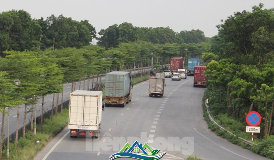 Cận cảnh QL18 Bắc Ninh - Nội Bài vừa được đề xuất thành cao tốc 6 làn xe Cận cảnh QL18 Bắc Ninh - Nội Bài vừa được đề xuất thành cao tốc 6 làn xe