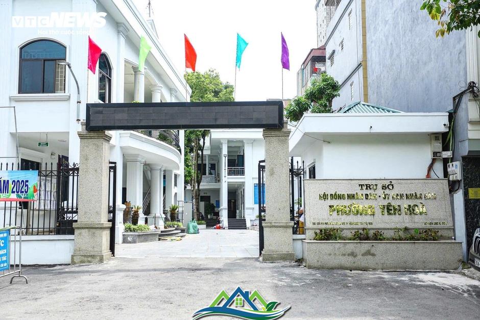 Cận cảnh trụ sở các phường mới của Hà Nội sau sắp xếp