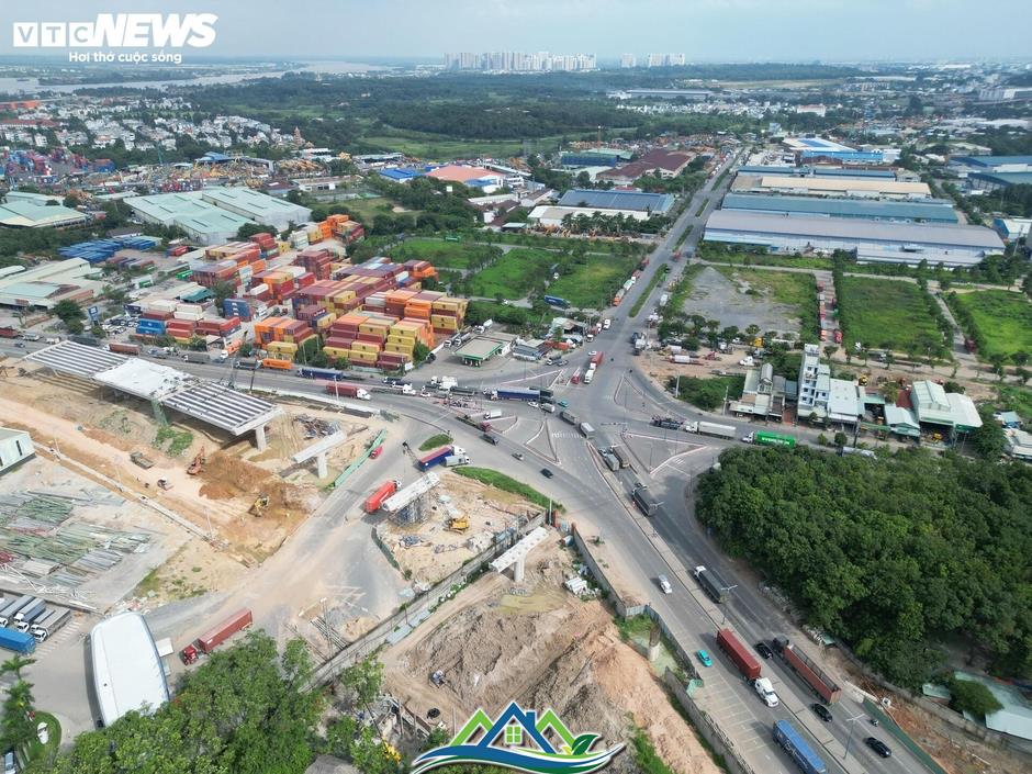 Cận cảnh tuyến Metro sẽ nối khu công nghiệp lớn nhất nước với trung tâm TP.HCM Cận cảnh tuyến Metro sẽ nối khu công nghiệp lớn nhất nước với trung tâm TP.HCM
