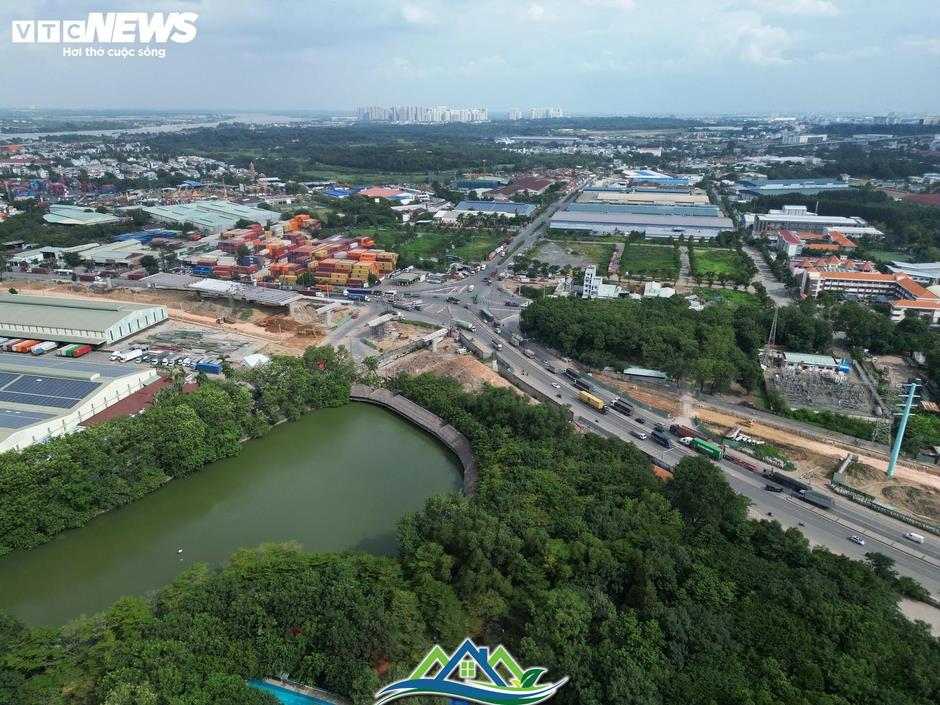 Cận cảnh tuyến Metro sẽ nối khu công nghiệp lớn nhất nước với trung tâm TP.HCM Cận cảnh tuyến Metro sẽ nối khu công nghiệp lớn nhất nước với trung tâm TP.HCM
