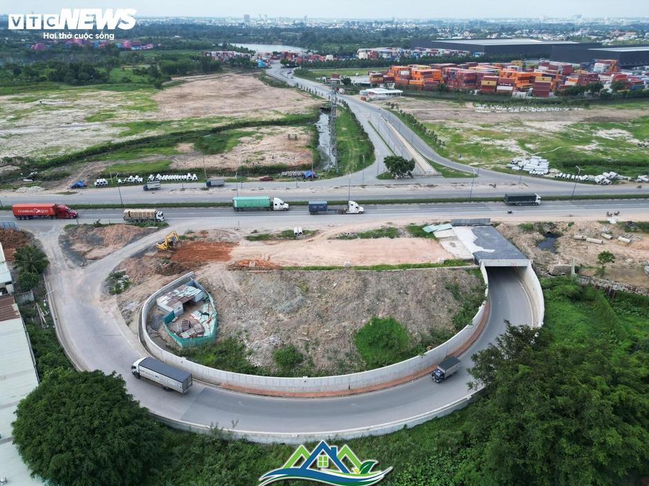 Cận cảnh tuyến Metro sẽ nối khu công nghiệp lớn nhất nước với trung tâm TP.HCM Cận cảnh tuyến Metro sẽ nối khu công nghiệp lớn nhất nước với trung tâm TP.HCM