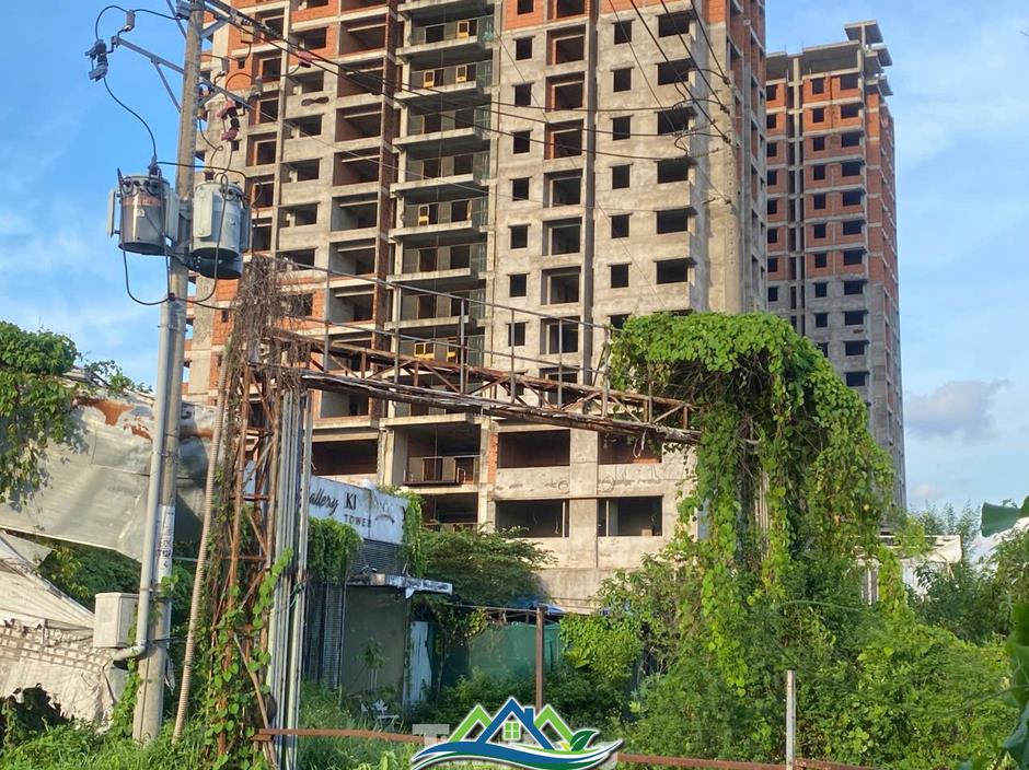 Cảnh tả tơi ở dự án Kingsway Tower, lừa bán cho gần 500 khách hàng