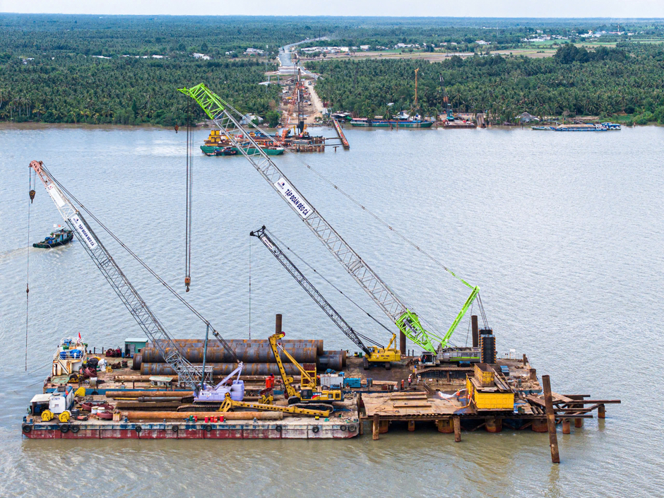 Cầu có trụ tháp cao bằng toà nhà 35 tầng, nhịp chính dài thứ 2 Việt Nam, sẽ rút ngắn 80 km đường từ Cà Mau tới TP.HCM Cầu có trụ tháp cao bằng toà nhà 35 tầng, nhịp chính dài thứ 2 Việt Nam, sẽ rút ngắn 80 km đường từ Cà Mau tới TP.HCM