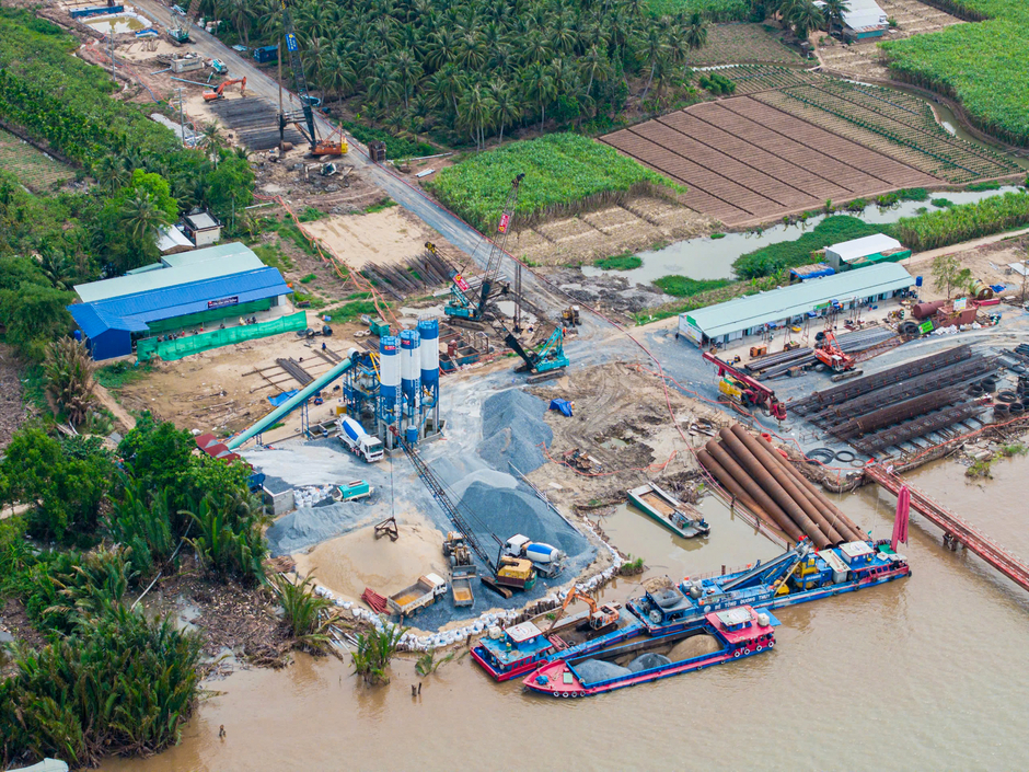 Cầu có trụ tháp cao bằng toà nhà 35 tầng, nhịp chính dài thứ 2 Việt Nam, sẽ rút ngắn 80 km đường từ Cà Mau tới TP.HCM Cầu có trụ tháp cao bằng toà nhà 35 tầng, nhịp chính dài thứ 2 Việt Nam, sẽ rút ngắn 80 km đường từ Cà Mau tới TP.HCM