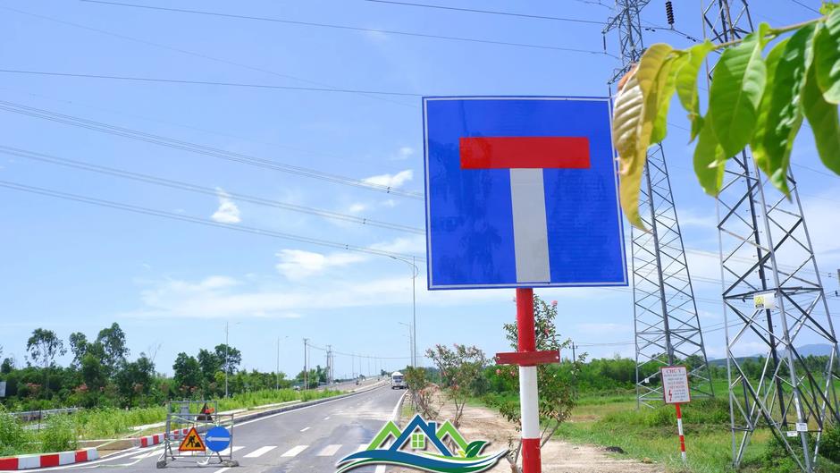 Cầu hơn 270 tỷ đồng ở Đà Nẵng thi công xong 'nằm chờ' đường dẫn Cầu hơn 270 tỷ đồng ở Đà Nẵng thi công xong 'nằm chờ' đường dẫn