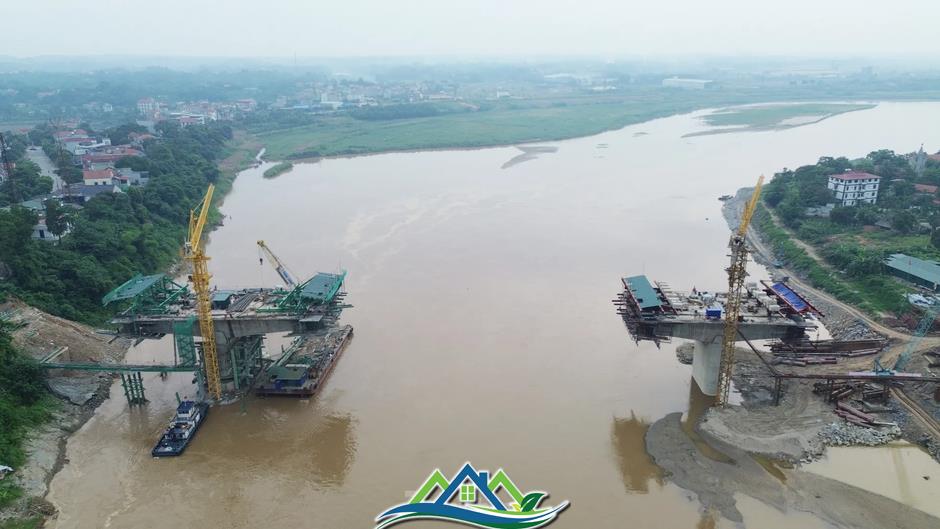 Cầu Phong Châu mới dự kiến hợp long vào dịp Quốc khánh 2/9 Cầu Phong Châu mới dự kiến hợp long vào dịp Quốc khánh 2/9