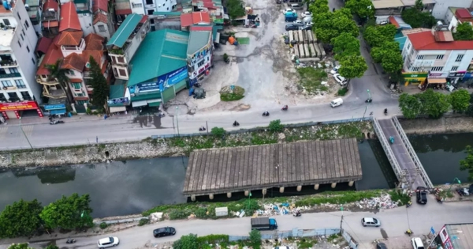 Cây cầu trên tuyến đường nghìn tỷ ở Hà Nội tái thi công sau nhiều năm bỏ hoang