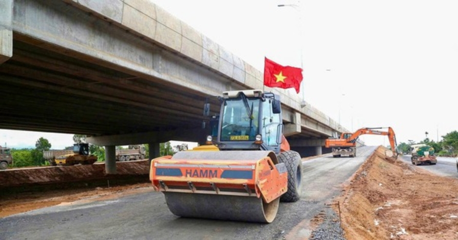 Chỉ 20 ngày nữa, cao tốc Vạn Ninh - Cam Lộ dài 65km, mở ra trục kết nối chiến lược sẽ được thông xe