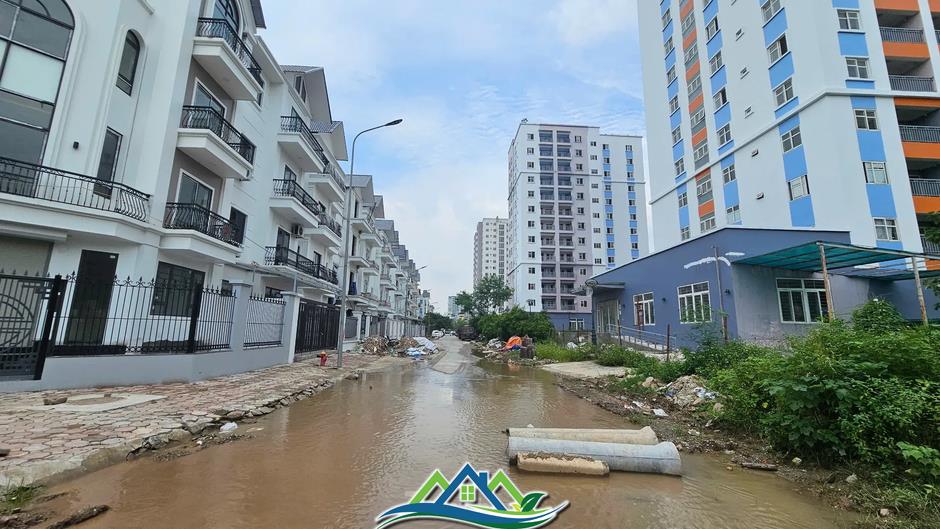 Chi 40 tỷ đồng cải tạo khu tái định cư bỏ hoang nhiều năm trên 'đất vàng' Hà Nội Chi 40 tỷ đồng cải tạo khu tái định cư bỏ hoang nhiều năm trên 'đất vàng' Hà Nội