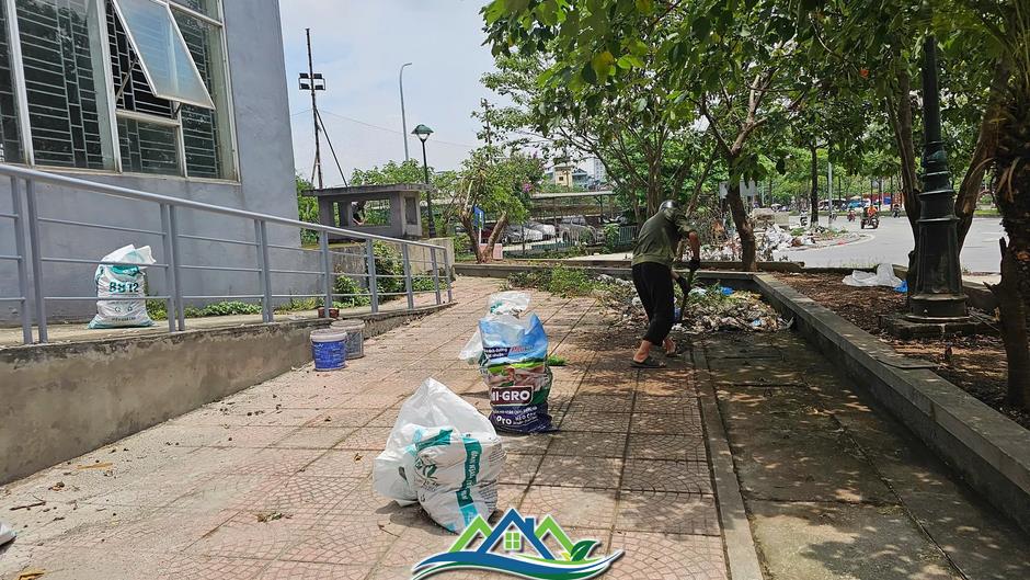Chi 40 tỷ đồng cải tạo khu tái định cư bỏ hoang nhiều năm trên 'đất vàng' Hà Nội Chi 40 tỷ đồng cải tạo khu tái định cư bỏ hoang nhiều năm trên 'đất vàng' Hà Nội