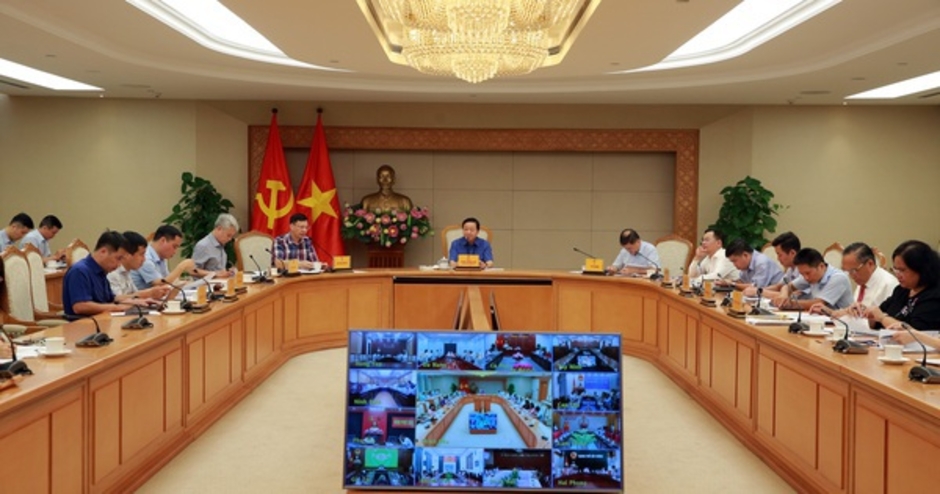 Chính phủ họp với lãnh đạo các Bộ và 17 tỉnh, thành phố bàn nhiều nội dung quan trọng liên quan đến đất đai