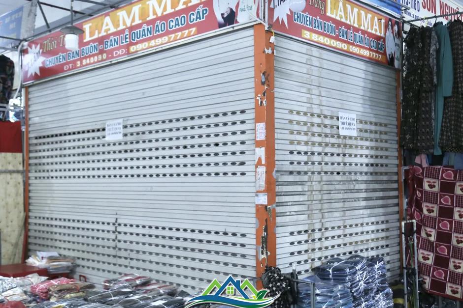 Chợ Vinh 'sáng đèn' sau hơn 1 tuần tiểu thương đồng loạt đóng cửa Chợ Vinh 'sáng đèn' sau hơn 1 tuần tiểu thương đồng loạt đóng cửa