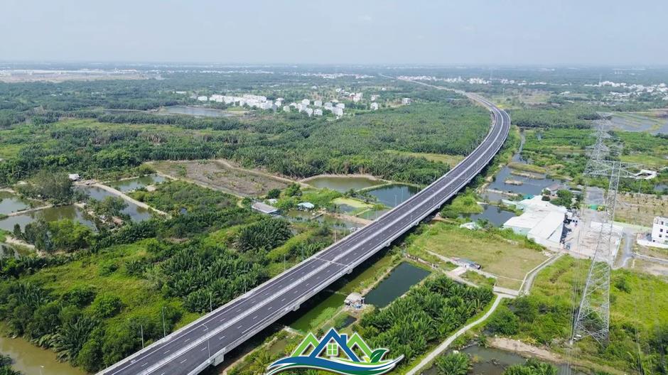 Chuẩn bị khởi công mở rộng đoạn đường cao tốc Yên Bái - Lào Cai và TPHCM - Long Thành Chuẩn bị khởi công mở rộng đoạn đường cao tốc Yên Bái - Lào Cai và TPHCM - Long Thành