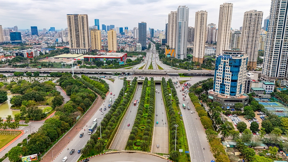 Chung cư bình dân “tuyệt chủng”, trung cấp dần biến mất, cao cấp giá mềm ngày càng hiếm: Người dân có thu nhập tốt 40-50 triệu/tháng vẫn không “dám” mua nhà