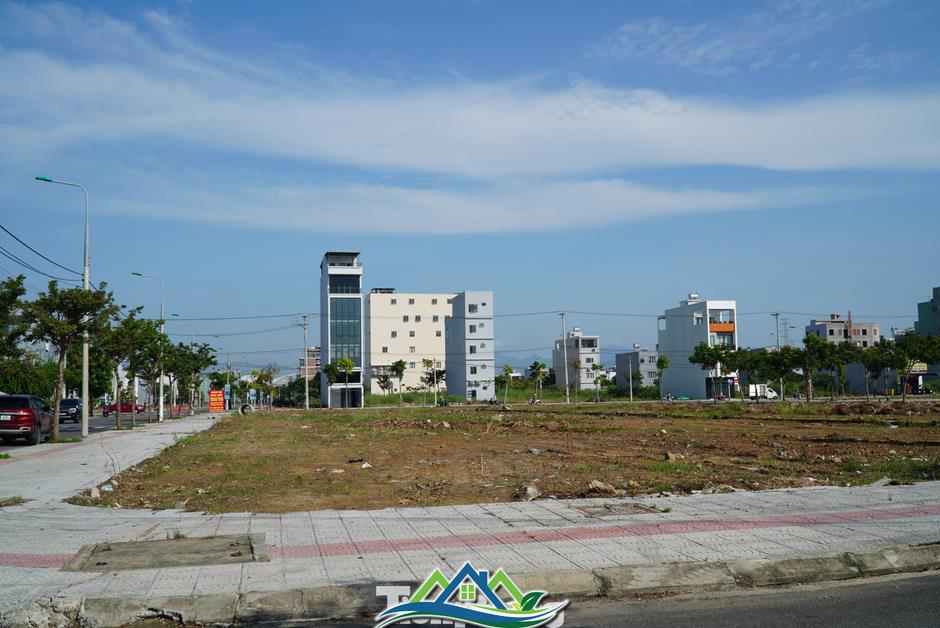 'Cò' nườm nượp, đất Đà Nẵng nhảy giá chóng mặt 'Cò' nườm nượp, đất Đà Nẵng nhảy giá chóng mặt