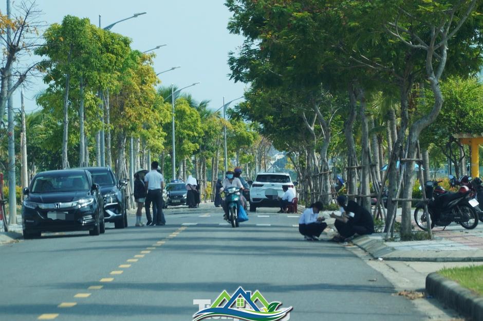 'Cò' nườm nượp, đất Đà Nẵng nhảy giá chóng mặt 'Cò' nườm nượp, đất Đà Nẵng nhảy giá chóng mặt