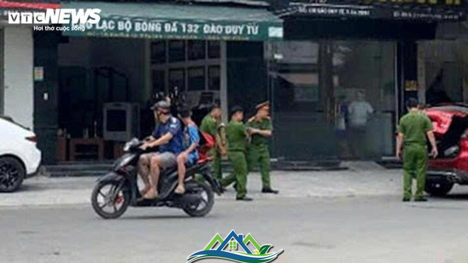 Cuộc sống xa hoa, thú chơi dị thường của ông trùm Vi 'ngộ' khét tiếng xứ Thanh Cuộc sống xa hoa, thú chơi dị thường của ông trùm Vi 'ngộ' khét tiếng xứ Thanh
