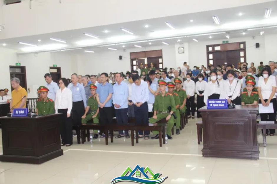 Cựu Chủ tịch Tập đoàn FLC Trịnh Văn Quyết được đề nghị giảm 13 - 14 năm tù Cựu Chủ tịch Tập đoàn FLC Trịnh Văn Quyết được đề nghị giảm 13 - 14 năm tù