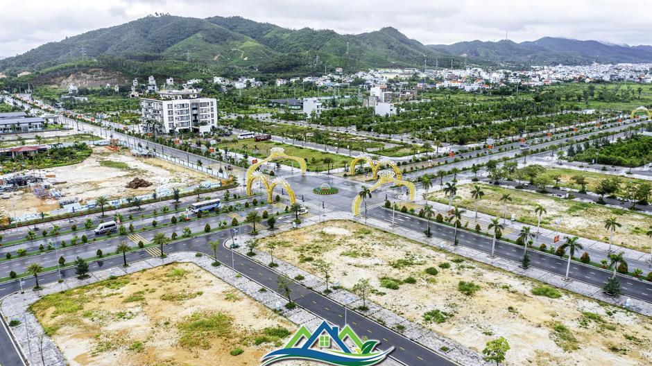 Đặc khu Vân Đồn nhìn từ trên cao Đặc khu Vân Đồn nhìn từ trên cao