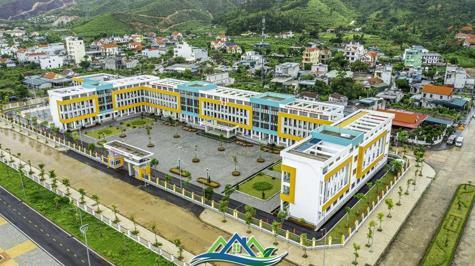 Đặc khu Vân Đồn nhìn từ trên cao Đặc khu Vân Đồn nhìn từ trên cao